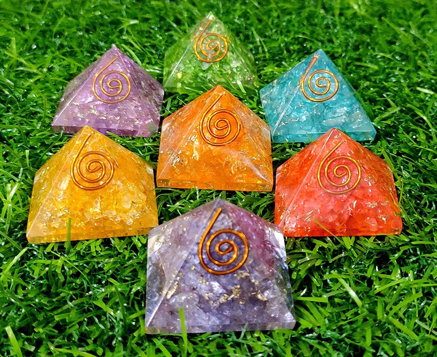 set of 7 pcs seven chakra orgone crystal pyramid