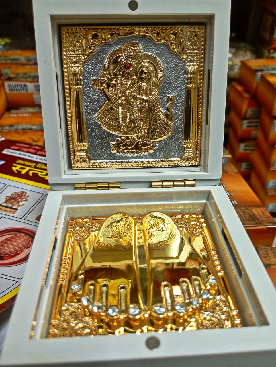 Radha Krishna Charan Paduka - Image 2